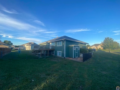 4243 SW Cambridge Ave, Topeka, KS 66610 - photo 7