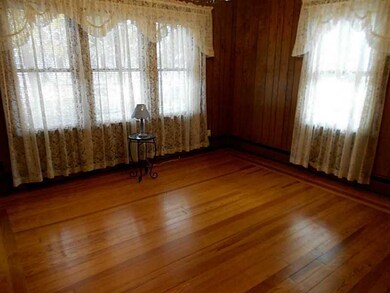 102 Rushmore Ave, Providence, RI 02909 - photo 5