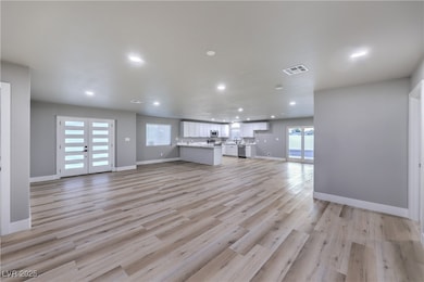 4724 Patterson Ave, Las Vegas, NV 89104 - photo 6