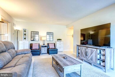 3378 Chiswick Ct unit 522E, Silver Spring, MD 20906 - photo 5