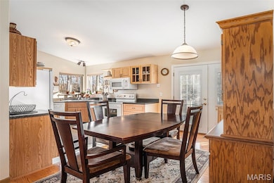 319 Shady Oak Ct, Saint Clair, MO 63077 - photo 7