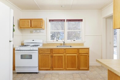116 Pine Hill Rd Berwick ME-large-015-10