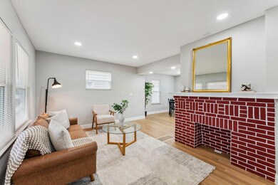 3-web-or-mls-1411-e-24th-ave