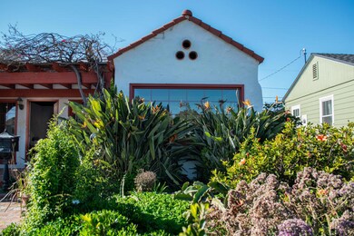 325 Howard St for WEB 017