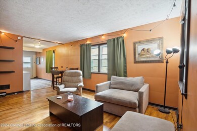 06-324-Kipling-Blvd-Lansing-MI-48912-Win