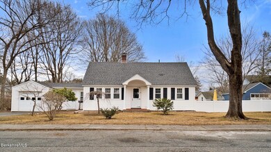 24 Manville St, Great Barrington, MA 01230 - photo 2
