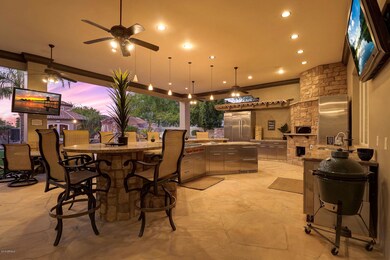 Outdoor Kitchen