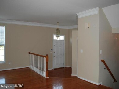 25501 Beresford Dr, Chantilly, VA 20152 - photo 2