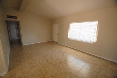 3220 E Monte Vista Rd, Phoenix, AZ 85008 - photo 4