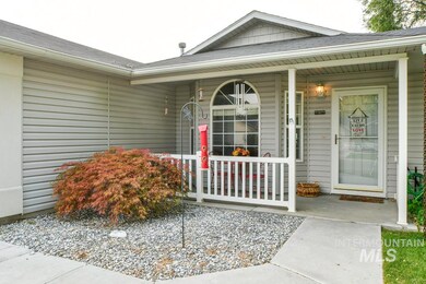 915 W Georgia Ave, Nampa, ID 83686 - photo 3