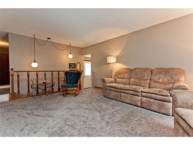 2623 Fruitland Blvd SW, Cedar Rapids, IA 52404 - photo 4
