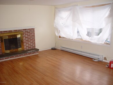 520 Avenue F, Stroudsburg, PA 18360 - photo 4