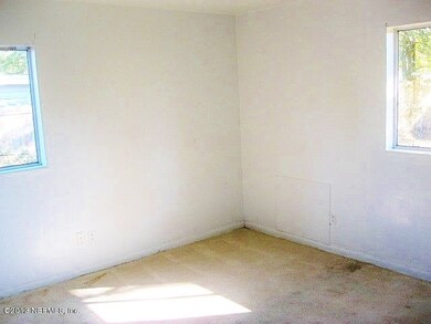 8070 Jacques Dr, Jacksonville, FL 32210 - photo 4