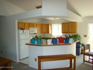 kitchen/breakfast bar
