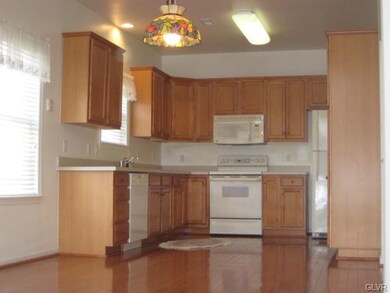 2621 Terrwood Dr W unit 5, Macungie, PA 18062 - photo 5