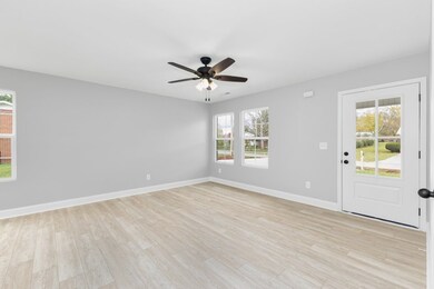 202 Grundy St, McMinnville, TN 37110 - photo 6