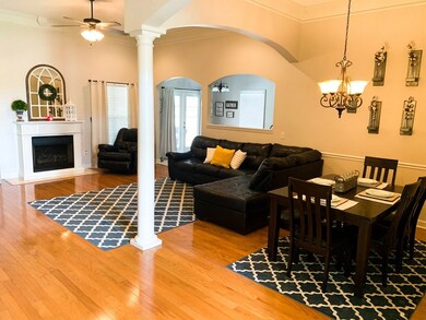 Family/ Dining Area