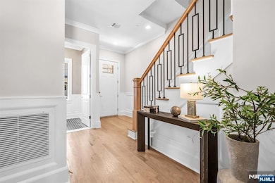 13 Gabriel Ct, Paramus, NJ 07652 - photo 3