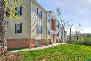 1213 Villa Ln unit E, Charlottesville, VA 22903 - photo 2