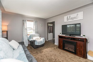 1144 N Ave NW, Cedar Rapids, IA 52405 - photo 5