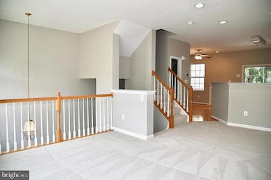 10167 Pale Rose Loop, Bristow, VA 20136 - photo 5