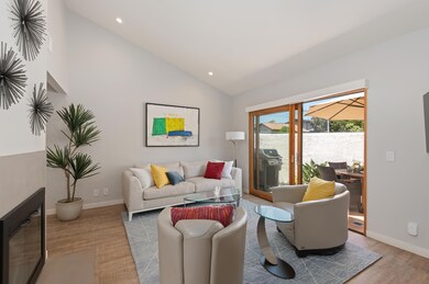 02 - Living Room
