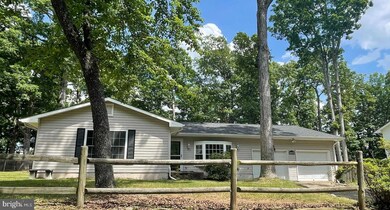 801 Salem Dr, Fredericksburg, VA 22407 - photo 5