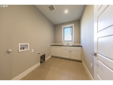 24450 NE Roman Ln, Newberg, OR 97132 - photo 6