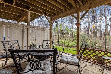 1723 Quietree Dr, Reston, VA 20194 - photo 4