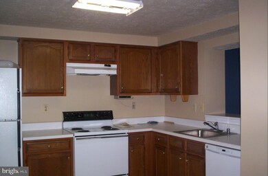 9014 Old Scaggsville Rd, Laurel, MD 20723 - photo 4