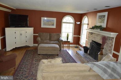 15209 New Hampshire Ave, Silver Spring, MD 20905 - photo 5