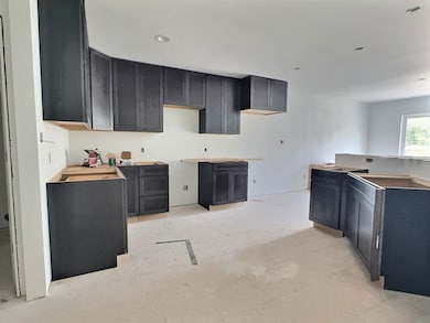 690 N Main St, Fall River, WI 53932 - photo 3