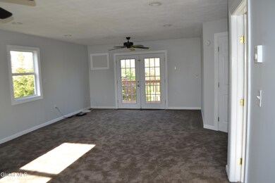 60 Colonial Rd unit 1, Stillwater, NY 12170 - photo 7