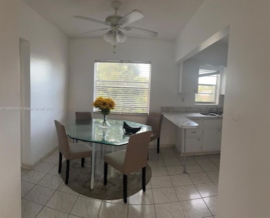 2420 Johnson St unit 303, Hollywood, FL 33020 - photo 2