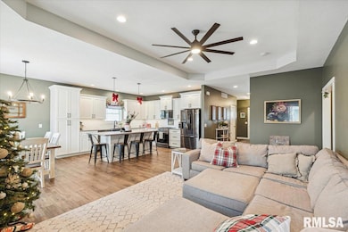 512 W Meadow Ln, Walcott, IA 52773 - photo 7