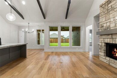 2072 E 136th St S, Bixby, OK 74008 - photo 5