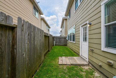 6303 Wilshire Fern, Houston, TX 77040 - photo 4