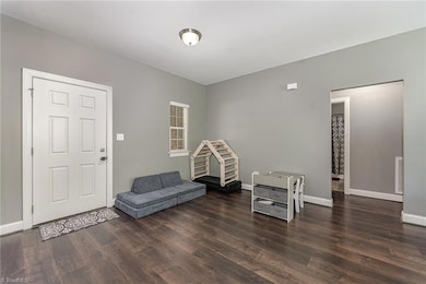 Foyer/Entrance