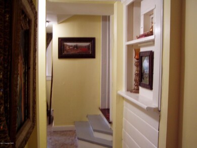 Hall way area