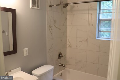 2613 S Walter Reed Dr unit C, Arlington, VA 22206 - photo 7