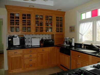 Customized oak kitchen with new...
