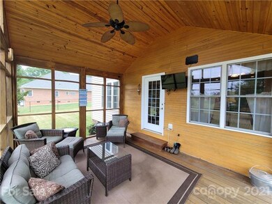 200 Jane Sowers Rd, Statesville, NC 28625 - photo 7