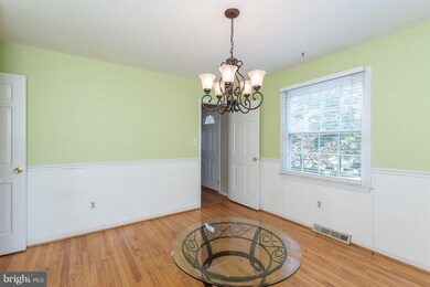 318 Beach Dr, Annapolis, MD 21403 - photo 4