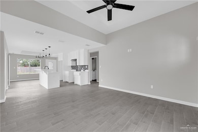 607 Tower Oak Dr, Alamo, TX 78516 - photo 4