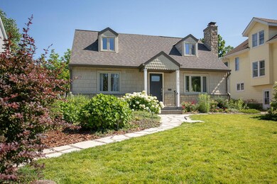 390 E Dunedin 3293