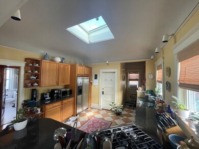 18 Oakland St unit 3, Cambridge, MA 02139 - photo 4