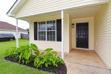 219 Haverhill Cir, Warner Robins, GA 31088 - photo 2