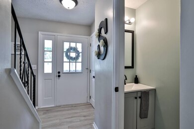 027-Powder-Room