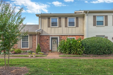 1011 Murfreesboro Rd unit B2, Franklin, TN 37064 - photo 4