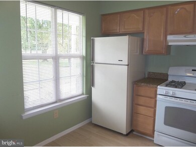 553 Shetland Ct unit 553, Sewell, NJ 08080 - photo 6